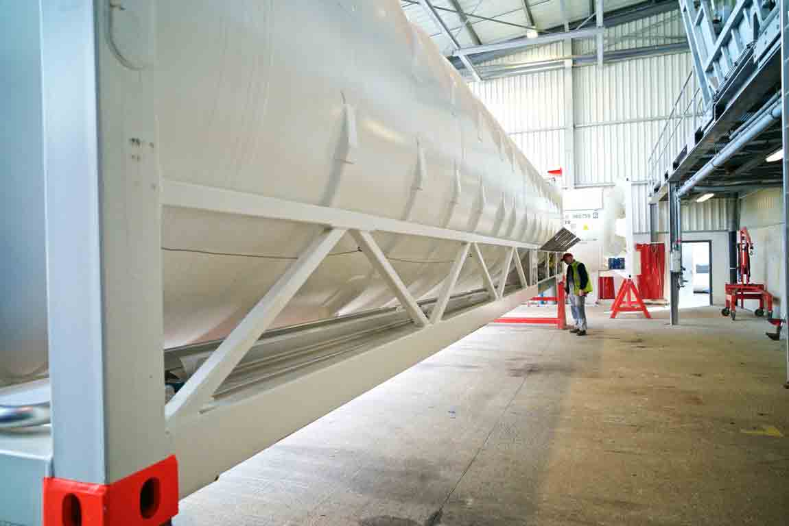 A man conducting a pressure test on a 40ft cryogenic ISO tank