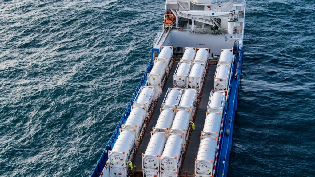Bofort liquid CO₂ ISO tanks on the deck of the Aurora Storm during the Greensand pilot